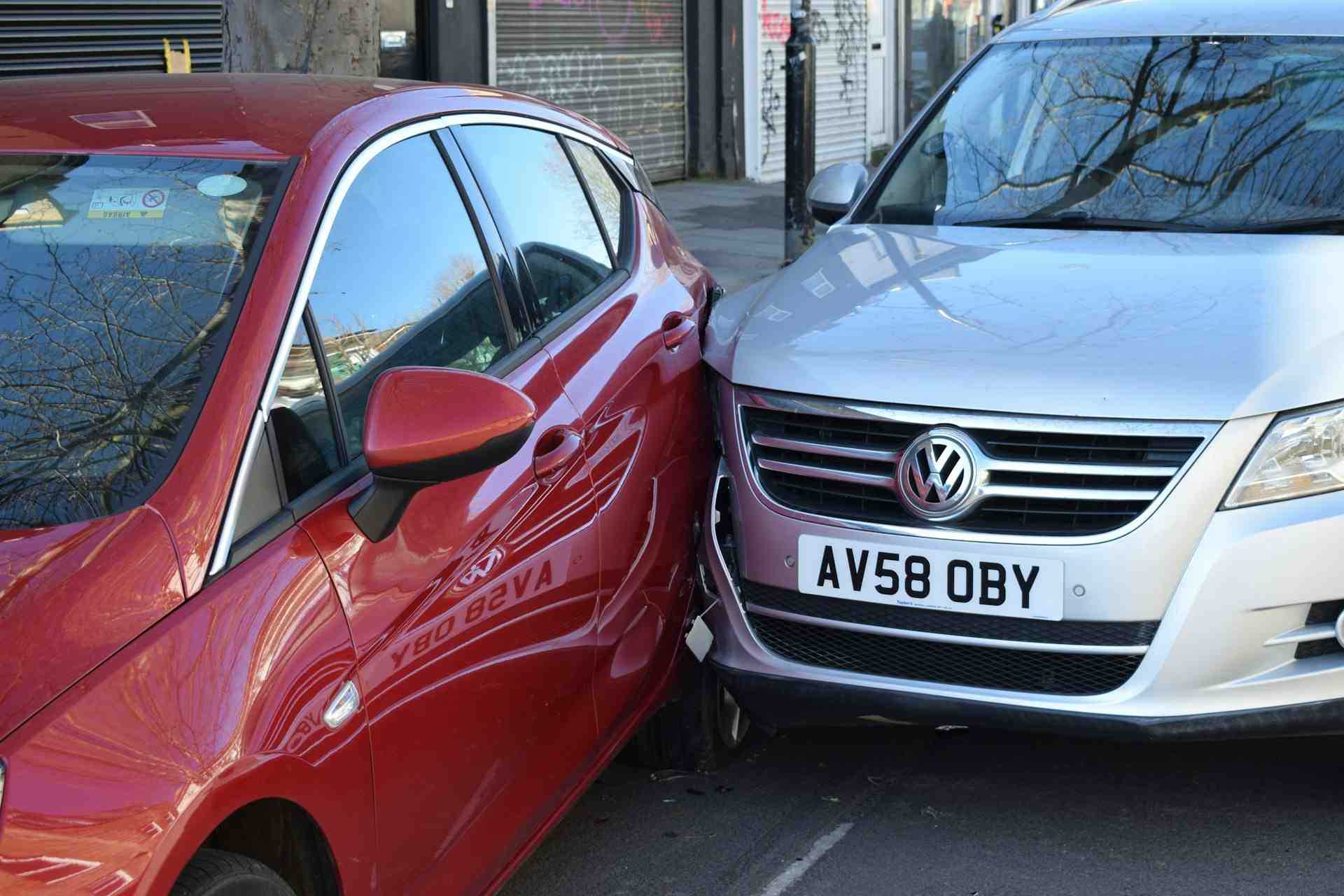 借車給朋友後發生車禍,車主在法律上有哪些責任?