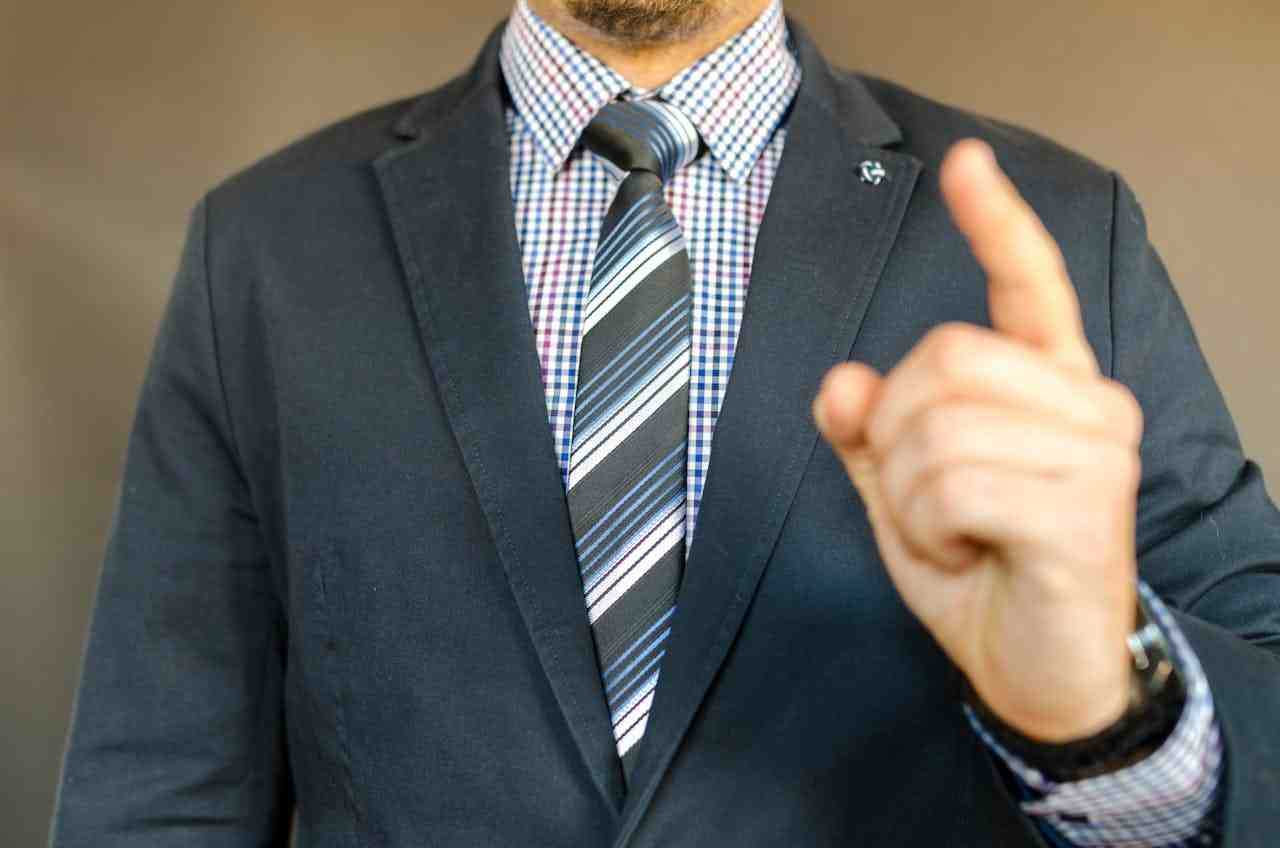 職務調動勞工可以不同意嗎？律師詳解合法性與權益！