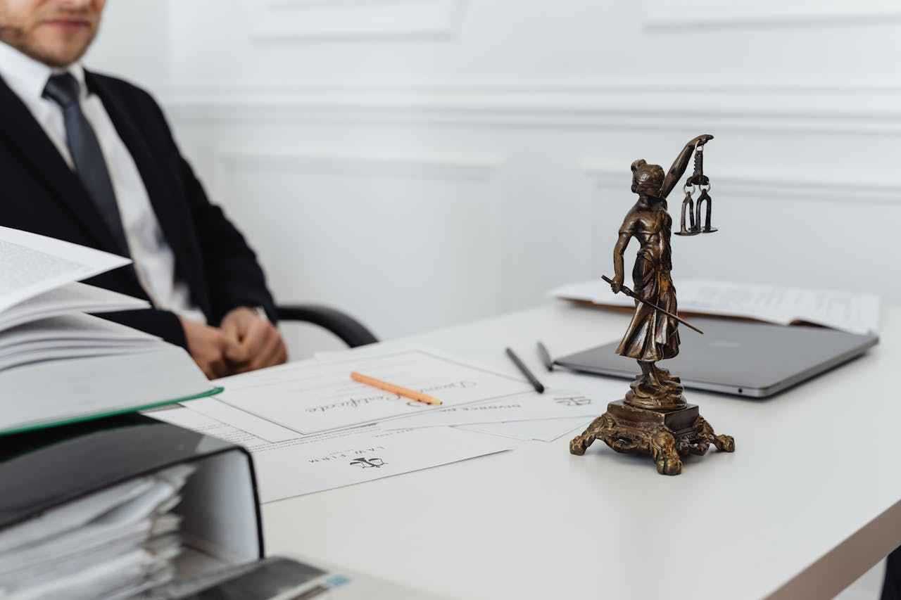 擔保人如何自保？律師帶你了解法律責任及保護自己的方法！