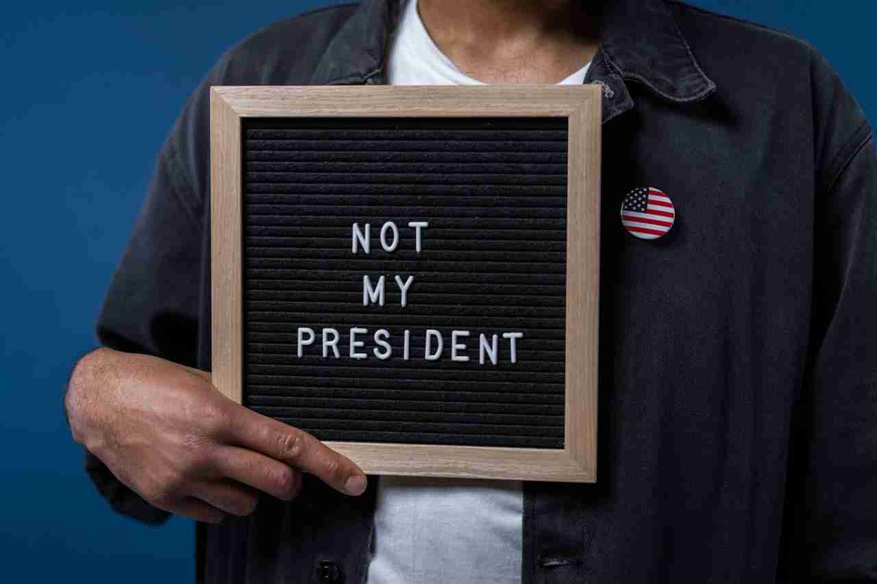 總統被罷免後誰是總統？